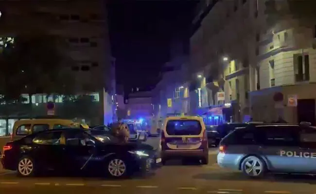 ಪ್ಯಾರಿಸ್: ಪೊಲೀಸ್ ಠಾಣೆಯಲ್ಲೇ ಇಬ್ಬರು ಅಧಿಕಾರಿಗಳಿಗೆ ಗುಂಡೇಟು