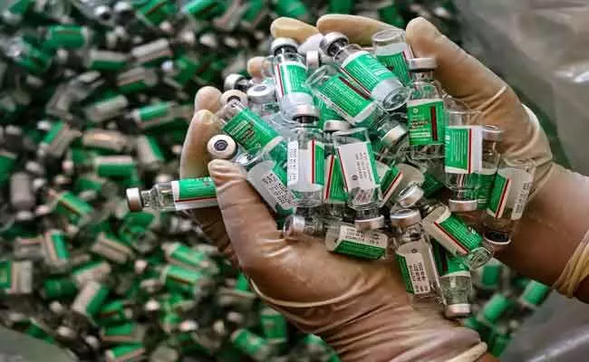 ಕೋವಿಶೀಲ್ಡ್ ಅಡ್ಡಪರಿಣಾಮಗಳು: ಎಲ್ಲಾ ಕೋವಿಡ್‌ ಲಸಿಕೆಗಳ ಪರಿಶೀಲನೆಗೆ ವೈದ್ಯರ ತಂಡದಿಂದ ಆಗ್ರಹ