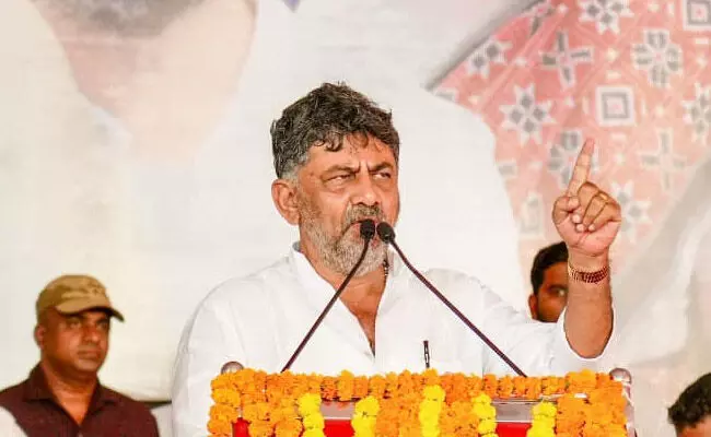 ʼಲೋಕದ ಡೊಂಕ ನೀವೇಕೆ ತಿದ್ದುವಿರಿʼ: ಬಸವಣ್ಣನವರ ವಚನದ ಮೂಲಕ ಕುಮಾರಸ್ವಾಮಿಗೆ ಡಿಸಿಎಂ ಡಿ.ಕೆ. ಶಿವಕುಮಾರ್ ತಿರುಗೇಟು