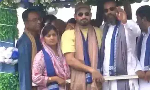 ಸಹೋದರ ಯೂಸುಫ್‌ ಪಠಾಣ್‌ ಪರ ಪ್ರಚಾರ ನಡೆಸಿದ ಇರ್ಫಾನ್‌ ಪಠಾಣ್‌