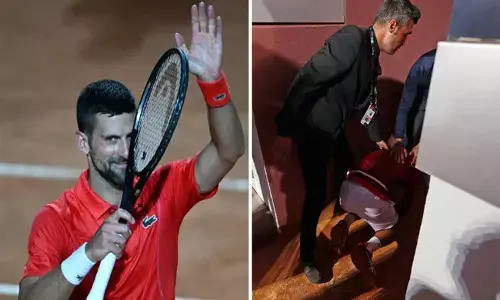 ಜೊಕೊವಿಕ್ ತಲೆಗೆ ಬಡಿದ ನೀರಿನ ಬಾಟಲಿ