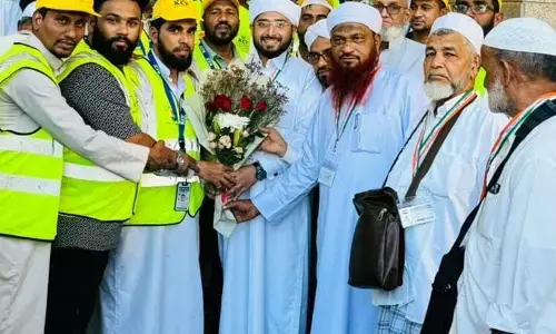 ಹಜ್ಜಾಜ್ ಗಳ ಸೇವೆಯಲ್ಲಿ ನಿರತರಾದ ಕೆಸಿಎಫ್ ಸ್ವಯಂ ಸೇವಕರು