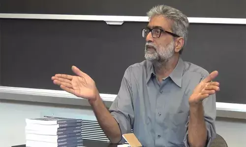 ಎಲ್ಗಾರ್ ಪರಿಷದ್ ಪ್ರಕರಣ: ಹೋರಾಟಗಾರ ಗೌತಮ್‌ ನವ್ಲಾಖಗೆ ಜಾಮೀನು ಮಂಜೂರು ಮಾಡಿದ ಸುಪ್ರೀಂ ಕೋರ್ಟ್