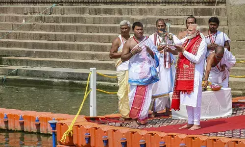 20 ಸಾವಿರ ಕೋಟಿ ರೂ. ಖರ್ಚು ಮಾಡಿದರೂ ಗಂಗಾ ನದಿ ನೀರು ಮಲೀನವಾಗಿದೆ ಯಾಕೆ ? ; ಪ್ರಧಾನಿ ನರೇಂದ್ರ ಮೋದಿಗೆ ಕಾಂಗ್ರೆಸ್ ಪ್ರಶ್ನೆ