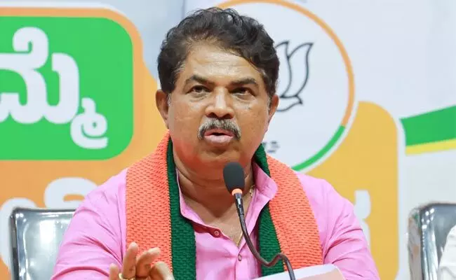 ರಾಜ್ಯ ಸರಕಾರ ಜನರಿಗೆ ಟೋಪಿ ಹಾಕಿ ಗ್ಯಾರಂಟಿ ಯೋಜನೆಗಳನ್ನು ತಂದಿದೆ: ಆರ್.ಅಶೋಕ್ ಟೀಕೆ