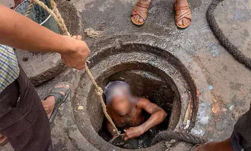 ಮ್ಯಾನ್ಯುವಲ್ ಸ್ಕ್ಯಾವೆಂಜಿಂಗ್: 10 ದಿನಗಳಲ್ಲಿ ದಿಲ್ಲಿ, ಉತ್ತರ ಪ್ರದೇಶದಲ್ಲಿ 8 ಕಾರ್ಮಿಕರ ಸಾವು; ಸಾಮಾಜಿಕ ಕಾರ್ಯಕರ್ತರ ಕಳವಳ, ಕ್ರಮಕ್ಕೆ ಆಗ್ರಹ