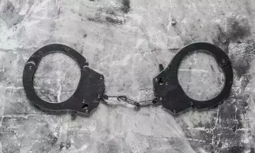 ಬೆಂಗಳೂರು | ಅಪ್ರಾಪ್ತೆಯ ಮೇಲೆ ಲೈಂಗಿಕ ದೌರ್ಜನ್ಯದ ಆರೋಪ : ಸೆಕ್ಯೂರಿಟಿ ಗಾರ್ಡ್ ವಶಕ್ಕೆ