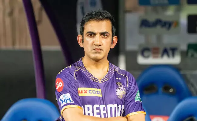 ಏಕದಿನ ಕ್ರಿಕೆಟ್ ನಲ್ಲಿ ಹೊಸ ಎರಡು ಚೆಂಡು ಬಳಕೆ ನಿಯಮ : ಗೌತಮ್ ಗಂಭೀರ್ ಟೀಕೆ