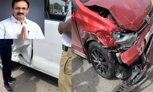 ಬೆಂಗಳೂರು | ಬೈಲಹೊಂಗಲ ಶಾಸಕ ಮಹಂತೇಶ್ ಕೌಜಲಗಿ ಕಾರು ಅಪಘಾತ