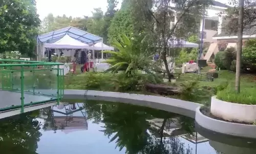 ಬೆಂಗಳೂರು | ರೇವ್ ಪಾರ್ಟಿ ಮೇಲೆ ಸಿಸಿಬಿ ದಾಳಿ :  ಐವರ ಬಂಧನ, 78 ಮಂದಿ ವಶಕ್ಕೆ