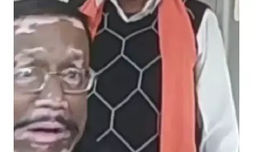 ಮತದಾನಕ್ಕೂ ಮುನ್ನ ಪೊಲೀಸರಿಗೆ ಲಂಚ ನೀಡಲು ಪ್ರಯತ್ನಿಸುತ್ತಿದ್ದ ಬಿಜೆಪಿ ಕಾರ್ಯಕರ್ತ!