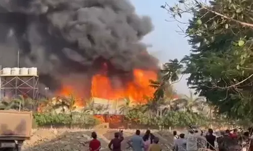 ಗುಜರಾತ್ | ಗೇಮಿಂಗ್  ಝೋನ್‌ನಲ್ಲಿ ಭಾರೀ ಅಗ್ನಿ ಅವಘಡ ; ಕನಿಷ್ಠ 20 ಮಂದಿ ಮೃತ್ಯು, ಹಲವರಿಗೆ ಗಾಯ