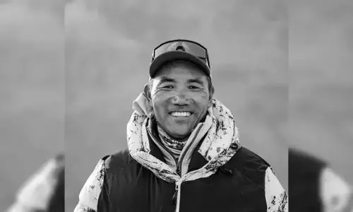 30ನೇ ಬಾರಿ ಎವರೆಸ್ಟ್ ಏರಿ ದಾಖಲೆ ನಿರ್ಮಿಸಿದ ಕಮಿರಿತ ಶೆರ್ಪ