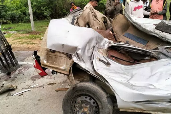 ಹಾಸನ: ರಸ್ತೆ ಅಪಘಾತ; ಒಂದೇ ಕುಟುಂಬದ ಆರು ಮಂದಿ ಮೃತ್ಯು