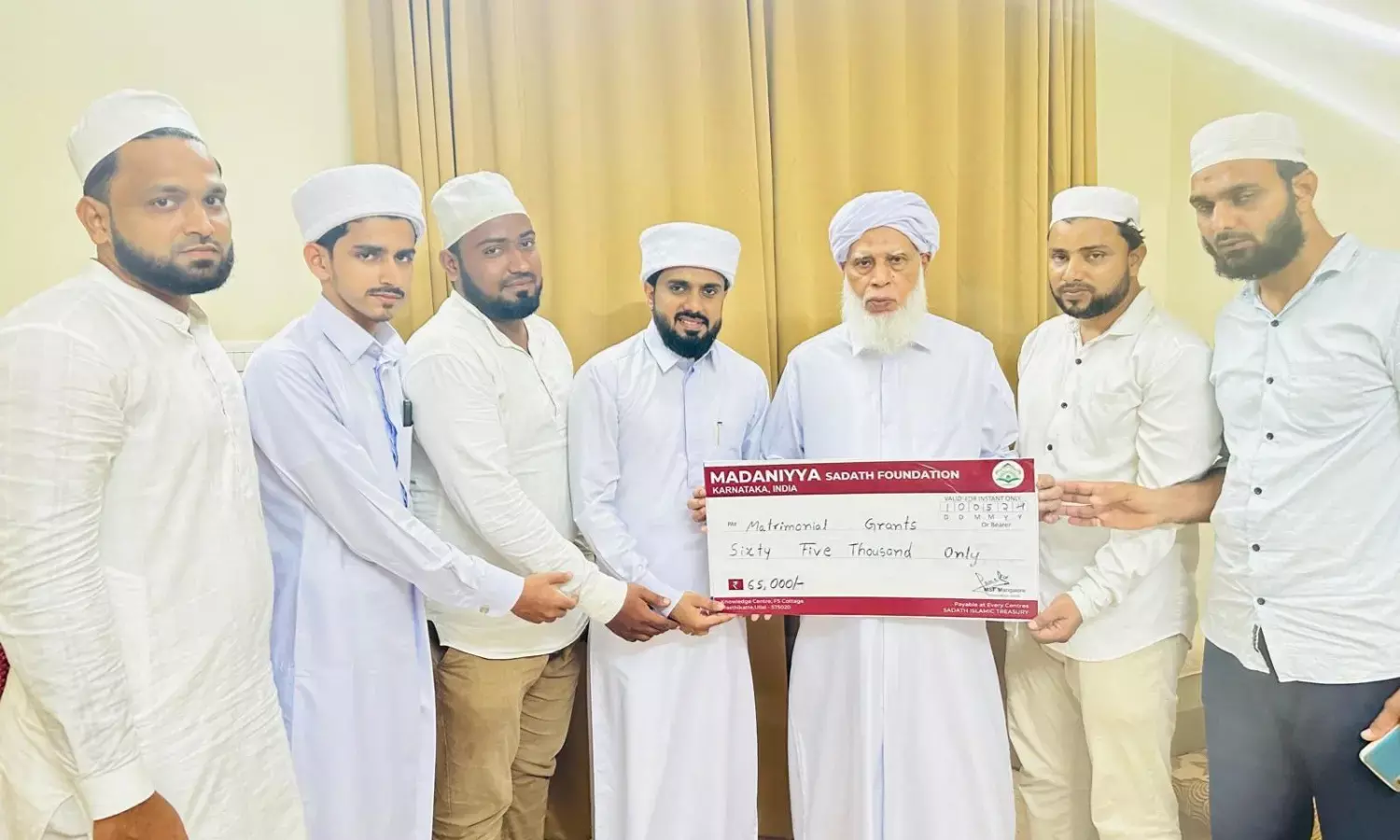 ಉಳ್ಳಾಲ: ಮದನಿಯ್ಯ ಸಾದಾತ್ ಫೌಂಡೇಶನ್‌ನಿಂದ ಸಹಾಯಧನ ಬಿಡುಗಡೆ