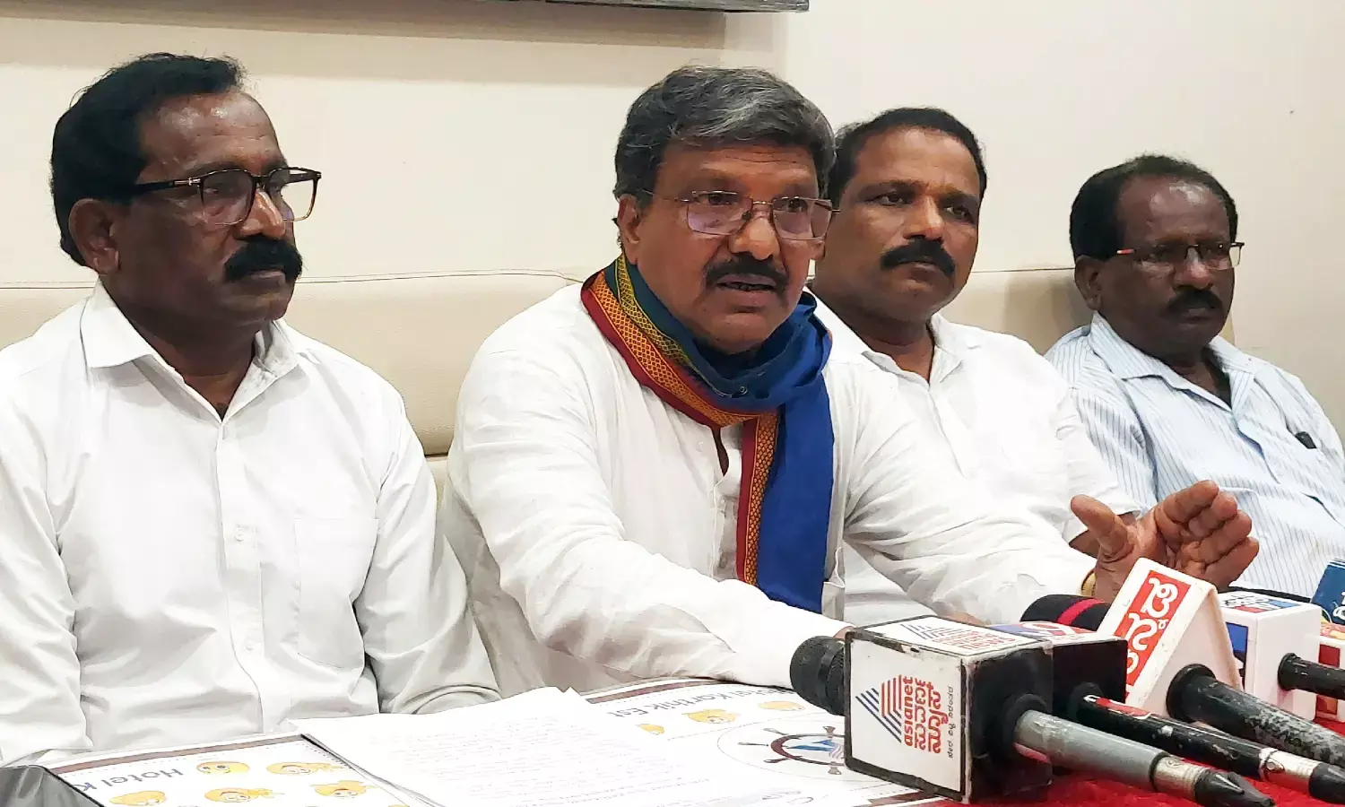 ಸಿಆರ್‌ಇ ಕೋಶಕ್ಕೆ ಹೆಚ್ಚಿನ ಅಧಿಕಾರ ನೀಡಿ, ಇಲ್ಲವೇ ಮುಚ್ಚಿ: ಮಾವಳ್ಳಿ ಶಂಕರ್ ಆಕ್ರೋಶ