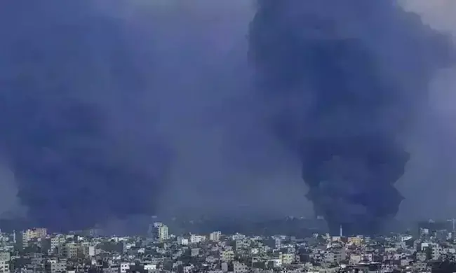 ಇಸ್ರೇಲ್‍ನತ್ತ ಕ್ಷಿಪಣಿಗಳ ಮಳೆಗರೆದ ಹಮಾಸ್