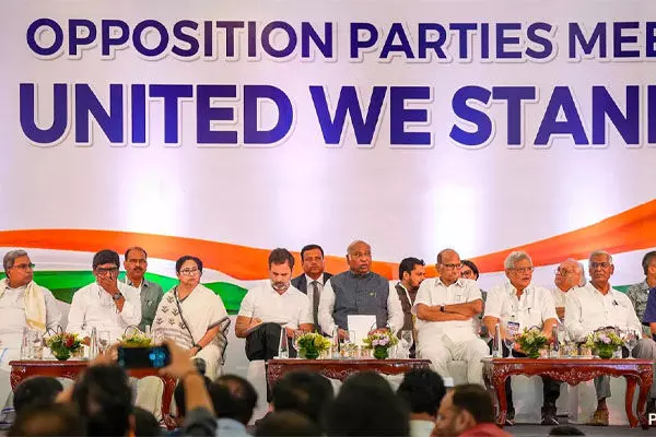 ಚುನಾವಣಾ ಫಲಿತಾಂಶಕ್ಕೆ ಮುನ್ನ ಜೂನ್ 1ರಂದು ಇಂಡಿಯಾ ನಾಯಕರ ಸಭೆ ಚುನಾವಣಾ ಫಲಿತಾಂಶಕ್ಕೆ ಮುನ್ನ ಜೂನ್ 1ರಂದು ಇಂಡಿಯಾ ನಾಯಕರ ಸಭೆ