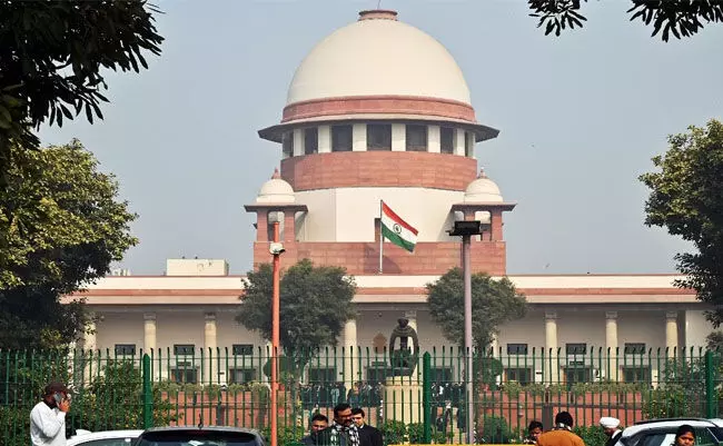 ಟಿಎಂಸಿ ವಿರುದ್ಧದ, ನೀತಿ ಸಂಹಿತೆ ಉಲ್ಲಂಘಿಸುವ ಜಾಹೀರಾತುಗಳಿಗೆ ತಡೆಯಾಜ್ಞೆ ವಿಚಾರ: ಬಿಜೆಪಿ ಮೇಲ್ಮನವಿ ಅರ್ಜಿ ಪರಿಗಣಿಸಲು ಸುಪ್ರೀಂ ಕೋರ್ಟ್ ನಕಾರ ಟಿಎಂಸಿ ವಿರುದ್ಧದ, ನೀತಿ ಸಂಹಿತೆ ಉಲ್ಲಂಘಿಸುವ ಜಾಹೀರಾತುಗಳಿಗೆ ತಡೆಯಾಜ್ಞೆ ವಿಚಾರ: ಬಿಜೆಪಿ ಮೇಲ್ಮನವಿ ಅರ್ಜಿ ಪರಿಗಣಿಸಲು ಸುಪ್ರೀಂ ಕೋರ್ಟ್ ನಕಾರ