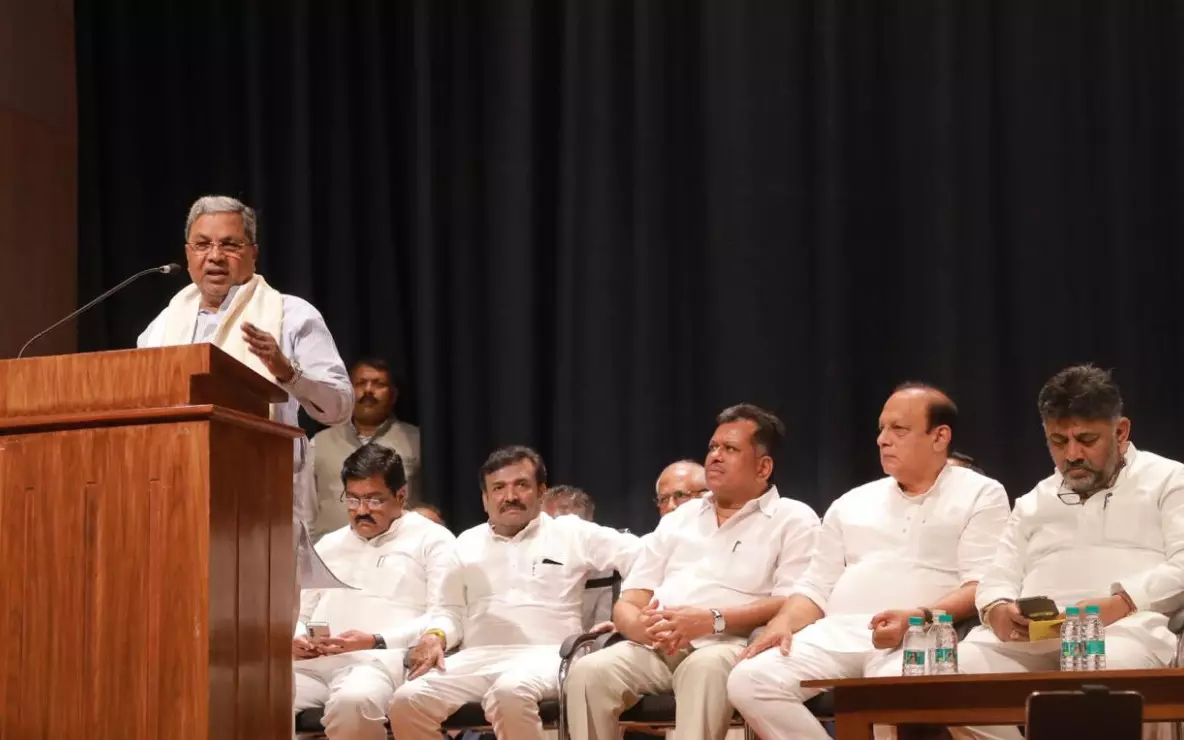 ಬಿಜೆಪಿ ತನ್ನ ಮೂಗಿನ ನೇರದ ಹಿಂದೂ ದೇಶ ಮಾಡುವುದು ಅಸಾಧ್ಯ : ಸಿಎಂ ಸಿದ್ದರಾಮಯ್ಯ ಬಿಜೆಪಿ ತನ್ನ ಮೂಗಿನ ನೇರದ ಹಿಂದೂ ದೇಶ ಮಾಡುವುದು ಅಸಾಧ್ಯ : ಸಿಎಂ ಸಿದ್ದರಾಮಯ್ಯ