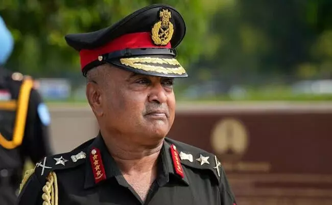 ಅಪರೂಪದ ಕ್ರಮದಲ್ಲಿ ಸೇನಾ ಮುಖ್ಯಸ್ಥ ಜ.ಪಾಂಡೆ ಅಧಿಕಾರಾವಧಿ ಒಂದು ತಿಂಗಳು ವಿಸ್ತರಿಸಿದ ಸರಕಾರ ಅಪರೂಪದ ಕ್ರಮದಲ್ಲಿ ಸೇನಾ ಮುಖ್ಯಸ್ಥ ಜ.ಪಾಂಡೆ ಅಧಿಕಾರಾವಧಿ ಒಂದು ತಿಂಗಳು ವಿಸ್ತರಿಸಿದ ಸರಕಾರ