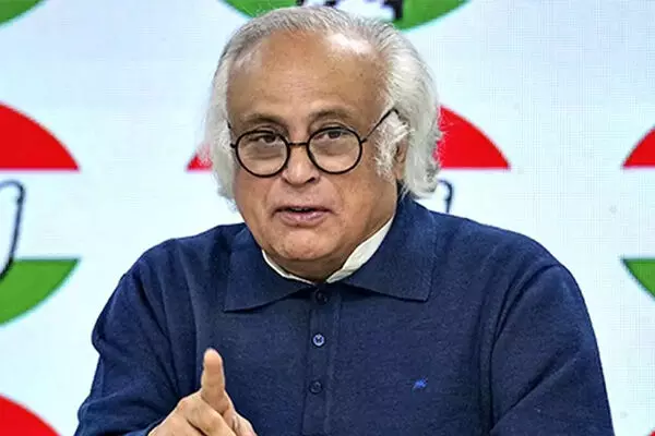 ʼಅಗ್ನಿಪಥʼದ ಮೂಲಕ ಮೋದಿ ಸರಕಾರವು ರಾಷ್ಟ್ರೀಯ ಭದ್ರತೆ ಹಾಗೂ ಯುವಕರೊಂದಿಗೆ ಆಟವಾಡುತ್ತಿದೆ : ಕಾಂಗ್ರೆಸ್ ಆರೋಪ ʼಅಗ್ನಿಪಥʼದ ಮೂಲಕ ಮೋದಿ ಸರಕಾರವು ರಾಷ್ಟ್ರೀಯ ಭದ್ರತೆ ಹಾಗೂ ಯುವಕರೊಂದಿಗೆ ಆಟವಾಡುತ್ತಿದೆ : ಕಾಂಗ್ರೆಸ್ ಆರೋಪ