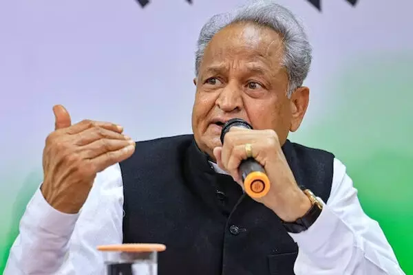 ಪಕ್ಷದಲ್ಲಿನ್ನೂ ದ್ರೋಹಿಗಳಿದ್ದಾರೆ : ಅಶೋಕ್ ಗೆಹ್ಲೋಟ್