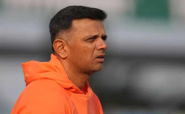 ಭಾರತೀಯ ಕ್ರಿಕೆಟ್ ತಂಡದ ಕೋಚ್ ಹುದ್ದೆ | ಅರ್ಜಿ ಸಲ್ಲಿಸಿದ ನರೇಂದ್ರ ಮೋದಿ, ಸಚಿನ್ ತೆಂಡೂಲ್ಕರ್, ಅಮಿತ್ ಶಾ! ಭಾರತೀಯ ಕ್ರಿಕೆಟ್ ತಂಡದ ಕೋಚ್ ಹುದ್ದೆ | ಅರ್ಜಿ ಸಲ್ಲಿಸಿದ ನರೇಂದ್ರ ಮೋದಿ, ಸಚಿನ್ ತೆಂಡೂಲ್ಕರ್, ಅಮಿತ್ ಶಾ!