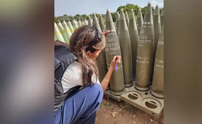 ಇಸ್ರೇಲಿ ಕ್ಷಿಪಣಿಗೆ ಸಹಿ ಮಾಡಿ ಅವರನ್ನು ಮುಗಿಸಿ ಎಂದ ನಿಕ್ಕಿ ಹ್ಯಾಲೆ! ಇಸ್ರೇಲಿ ಕ್ಷಿಪಣಿಗೆ ಸಹಿ ಮಾಡಿ ಅವರನ್ನು ಮುಗಿಸಿ ಎಂದ ನಿಕ್ಕಿ ಹ್ಯಾಲೆ!