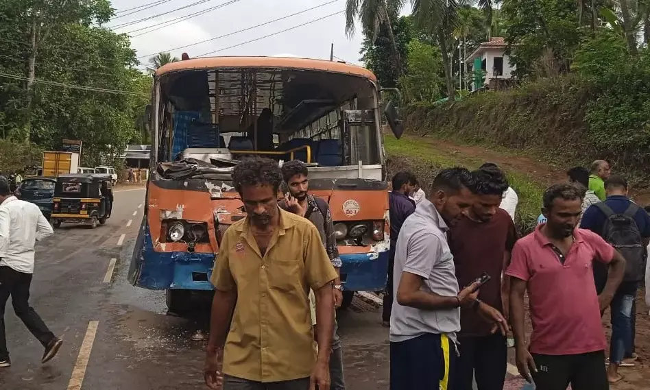 ಬಂಟ್ವಾಳ: ಲಾರಿ - ಕೆಎಸ್ಸಾರ್ಟಿಸಿ ಬಸ್‌ ಢಿಕ್ಕಿ; ವಿದ್ಯಾರ್ಥಿನಿ ಸೇರಿ ಎಂಟು ಮಂದಿಗೆ ಗಾಯ