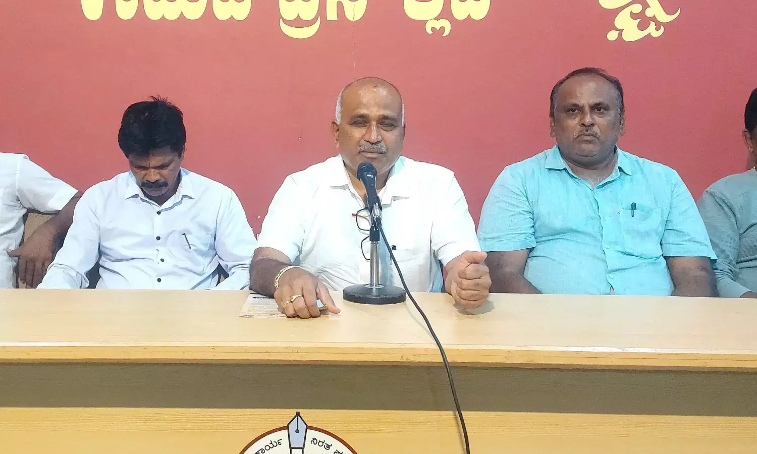 ನನಗೂ ರಘುಪತಿ ಭಟ್‌ಗೂ ನೇರ ಹಣಾಹಣಿ: ಎಸ್.ಪಿ.ದಿನೇಶ್