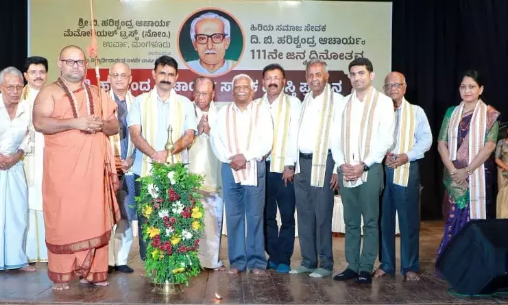 ಭೋಗ ಜೀವನದಿಂದ ರೋಗ, ಸರಳ ಜೀವನದಿಂದ ನೆಮ್ಮದಿ: ಡಾ.ಚಂದ್ರಶೇಖರ್