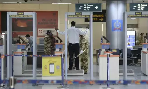 ದೇಶದ ಪ್ರಮುಖ ವಿಮಾನ ನಿಲ್ದಾಣಗಳಲ್ಲಿ 4,000ಕ್ಕೂ ಅಧಿಕ ಭದ್ರತಾ ಸಿಬ್ಬಂದಿ ಕೊರತೆ: ವರದಿ