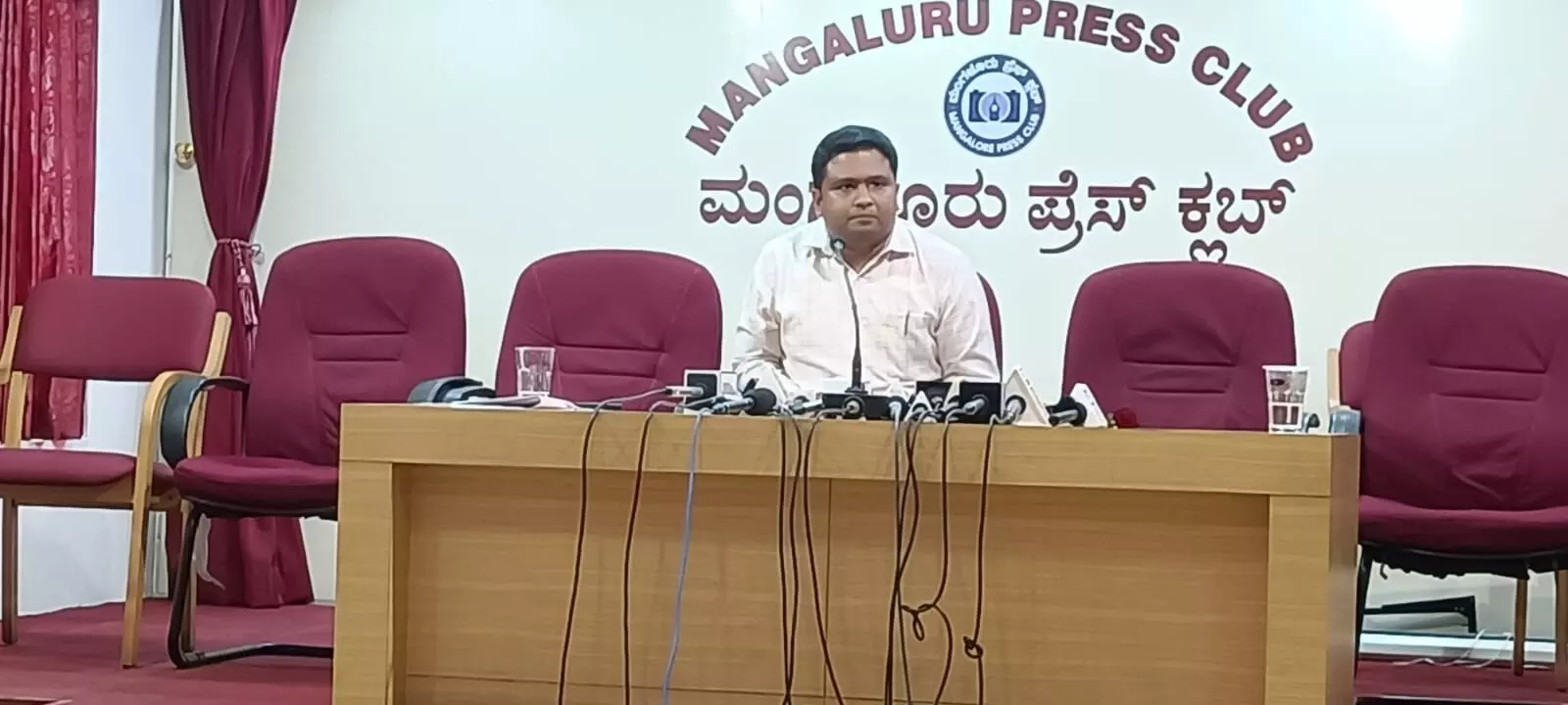 ಜೂ.1ರಂದು ದ.ಕ. ಜಿಲ್ಲೆಗೆ NDRF ತಂಡ ಆಗಮನ: ಡಿಸಿ ಮುಲ್ಲೈ ಮುಗಿಲನ್ ಜೂ.1ರಂದು ದ.ಕ. ಜಿಲ್ಲೆಗೆ NDRF ತಂಡ ಆಗಮನ: ಡಿಸಿ ಮುಲ್ಲೈ ಮುಗಿಲನ್