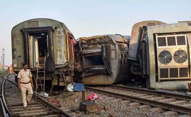 ಪಂಜಾಬ್ | ಎರಡು ರೈಲುಗಳು ಢಿಕ್ಕಿ; ಇಬ್ಬರು ಲೋಕೊಪೈಲಟ್‌ಗಳಿಗೆ ಗಾಯ