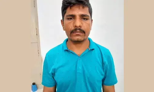 ದಾವಣಗೆರೆ | ಲೋಕಾಯುಕ್ತ ಬಲೆಗೆ ಬಿದ್ದ ಪೊಲೀಸ್ ಸಿಬ್ಬಂದಿ