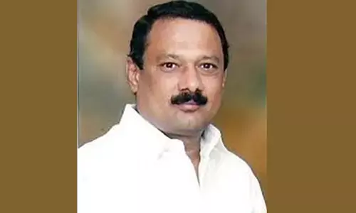 ಈಶಾನ್ಯ ಕರ್ನಾಟಕ ಪದವೀಧರ ಚುನಾವಣೆ: ಸೋಲಿನ ಭೀತಿಯಿಂದ  ಮನೆಗೆ ಮರಳಿದ ಬಿಜೆಪಿ ಅಭ್ಯರ್ಥಿ