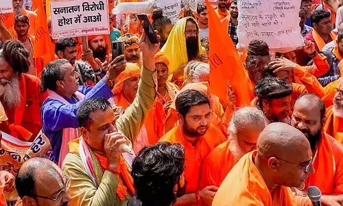 ಜೈಪುರ | “ಹಿಂದೂಯೇತರರಿಗೆ ಆಸ್ತಿಗಳನ್ನು ಮಾರಾಟ ಮಾಡಬೇಡಿ” ಎಂದು ಪೋಸ್ಟರ್ ಗಳಲ್ಲಿ ಮನವಿ!