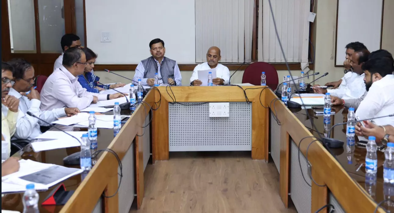 ಕನಿಷ್ಠ ಮೂಲಭೂತ ಸೌಕರ್ಯಗಳಿಲ್ಲದ ನರ್ಸಿಂಗ್ ಕಾಲೇಜುಗಳಿಗೆ ಬೀಗ : ಸಚಿವ ಶರಣ ಪ್ರಕಾಶ್ ಪಾಟೀಲ್ ಕನಿಷ್ಠ ಮೂಲಭೂತ ಸೌಕರ್ಯಗಳಿಲ್ಲದ ನರ್ಸಿಂಗ್ ಕಾಲೇಜುಗಳಿಗೆ ಬೀಗ : ಸಚಿವ ಶರಣ ಪ್ರಕಾಶ್ ಪಾಟೀಲ್