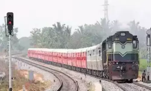 ಜಾರ್ಖಂಡ್ | ಬೆಂಕಿ ವದಂತಿ ; ರೈಲಿನಿಂದ ಜಿಗಿದ ಮೂವರು ಪ್ರಯಾಣಿಕರ ಮೃತ್ಯು