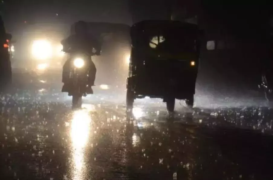 ರಾಜ್ಯದಲ್ಲಿ ಮತ್ತೆ ಮುಂಗಾರು ಚುರುಕು: ಕರಾವಳಿ ಜಿಲ್ಲೆಗಳಿಗೆ ಯೆಲ್ಲೋ ಅಲರ್ಟ್ ರಾಜ್ಯದಲ್ಲಿ ಮತ್ತೆ ಮುಂಗಾರು ಚುರುಕು: ಕರಾವಳಿ ಜಿಲ್ಲೆಗಳಿಗೆ ಯೆಲ್ಲೋ ಅಲರ್ಟ್