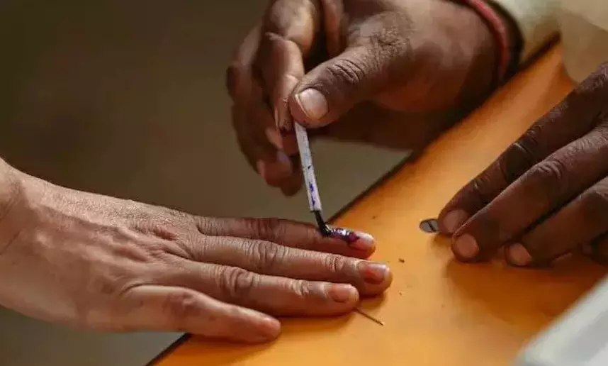 ಶೆಟ್ಟರ್ ರಾಜಿನಾಮೆಯಿಂದ ತೆರವಾಗಿದ್ದ ಪರಿಷತ್ ಸ್ಥಾನಕ್ಕೆ ಜುಲೈ.12ರಂದು ಉಪ ಚುನಾವಣೆ ಶೆಟ್ಟರ್ ರಾಜಿನಾಮೆಯಿಂದ ತೆರವಾಗಿದ್ದ ಪರಿಷತ್ ಸ್ಥಾನಕ್ಕೆ ಜುಲೈ.12ರಂದು ಉಪ ಚುನಾವಣೆ