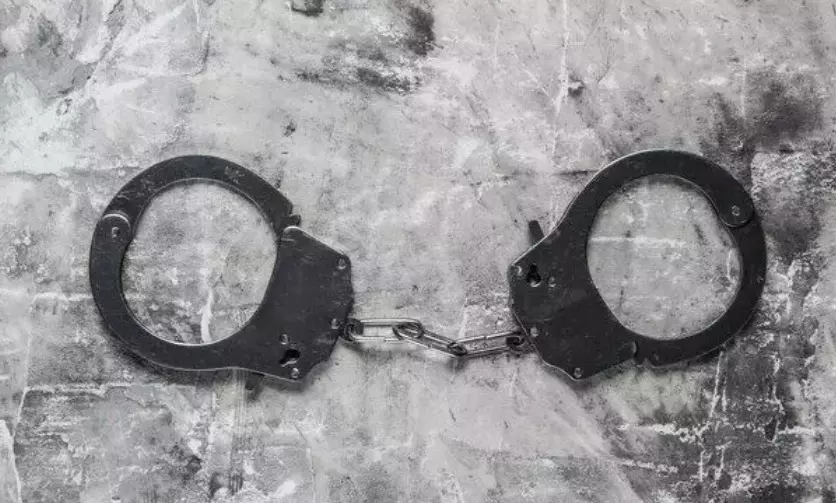 ಬೆಂಗಳೂರು | 65.47ಲಕ್ಷ ರೂ.ಮೌಲ್ಯದ ಗಾಂಜಾ ವಶ : ಇಬ್ಬರ ಬಂಧನ ಬೆಂಗಳೂರು | 65.47ಲಕ್ಷ ರೂ.ಮೌಲ್ಯದ ಗಾಂಜಾ ವಶ : ಇಬ್ಬರ ಬಂಧನ