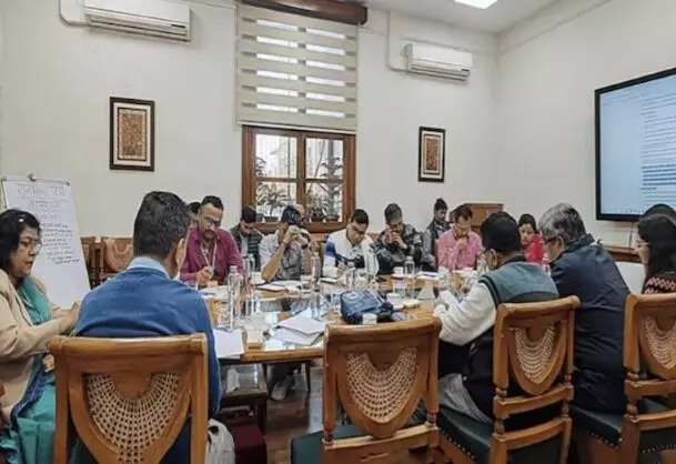 ಬೆಳಿಗ್ಗೆ 9:15ರೊಳಗೆ ಕಚೇರಿಯಲ್ಲಿರಿ ಅಥವಾ ಅರ್ಧ ದಿನ ಸಾಂದರ್ಭಿಕ ರಜೆ ಕಳೆದುಕೊಳ್ಳಿ: ತನ್ನ ನೌಕರರಿಗೆ ಕೇಂದ್ರ ಸರಕಾರದ ಎಚ್ಚರಿಕೆ