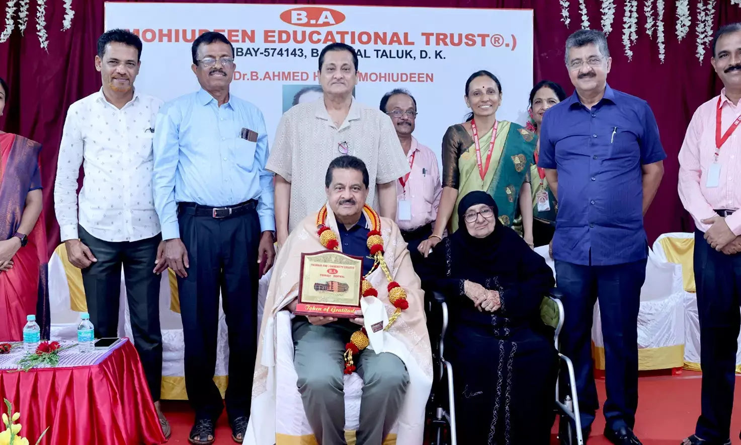 ತುಂಬೆಯಲ್ಲಿ ಸಂಸ್ಥಾಪಕರ ದಿನಾಚರಣೆ| ಡಾ. ತುಂಬೆ ಮೊಯ್ದಿನ್‌ರಿಗೆ ಅಭಿನಂದನೆ ಹಾಗೂ ಪ್ರತಿಭಾ ಪುರಸ್ಕಾರ