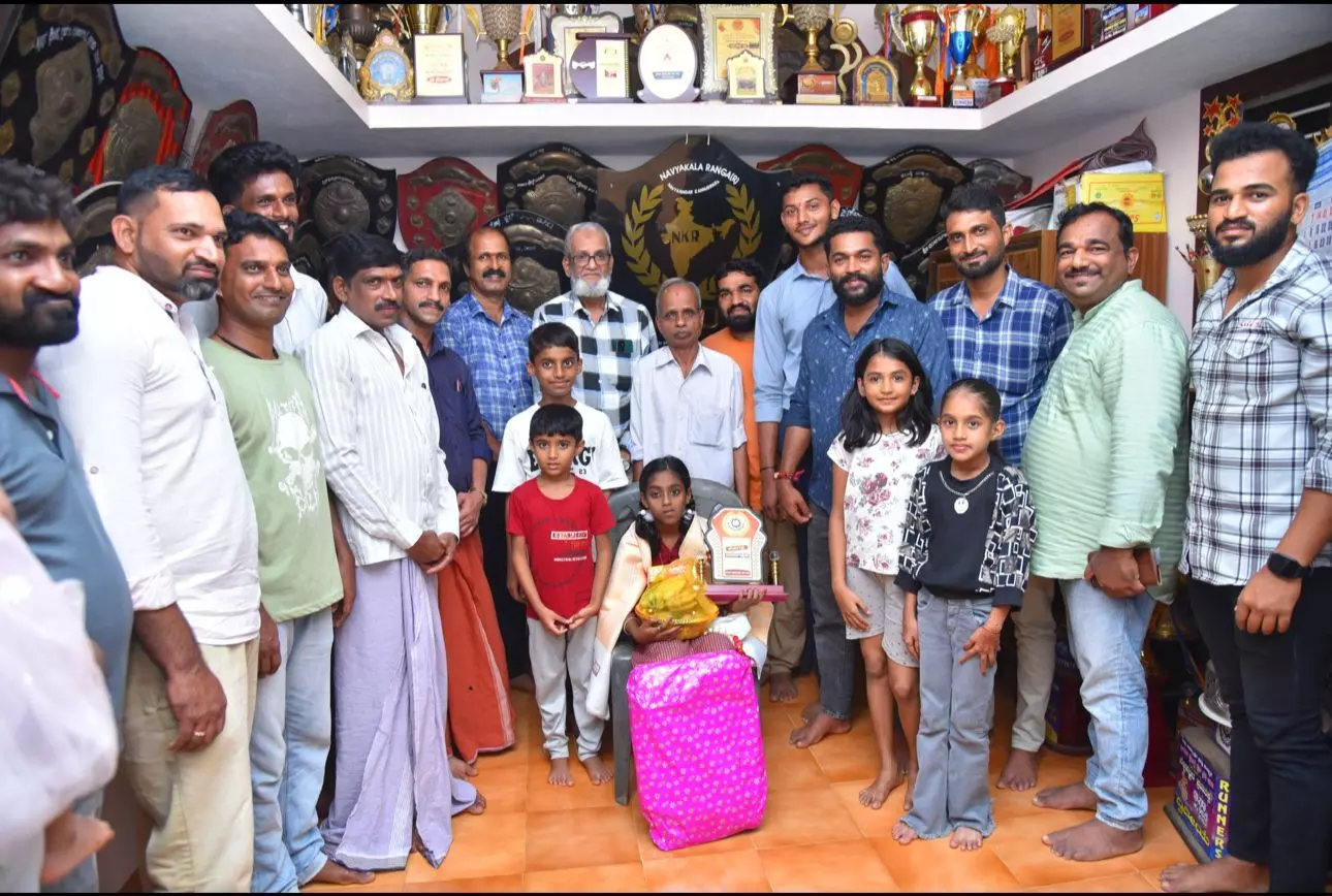 ಮುಡಿಪು: ಸಹಪಾಠಿಯ ಜೀವ ರಕ್ಷಿಸಿದ  ವಿದ್ಯಾರ್ಥಿನಿಗೆ ಸನ್ಮಾನ