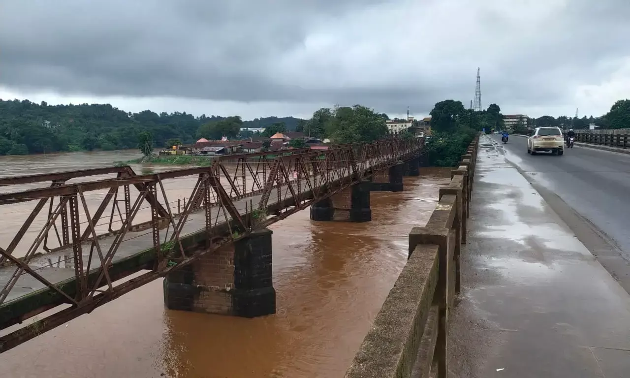 ಉಪ್ಪಿನಂಗಡಿ: ತುಂಬಿ ಹರಿಯಲಾರಂಭಿಸಿದ ಕುಮಾರಧಾರಾ, ನೇತ್ರಾವತಿ ನದಿ