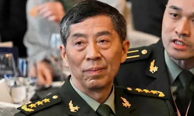 ಭ್ರಷ್ಟಾಚಾರ | ಚೀನಾ ಕಮ್ಯುನಿಸ್ಟ್ ಪಕ್ಷದಿಂದ ಇಬ್ಬರು ಮಾಜಿ ರಕ್ಷಣಾ ಸಚಿವರ ಉಚ್ಛಾಟನೆ