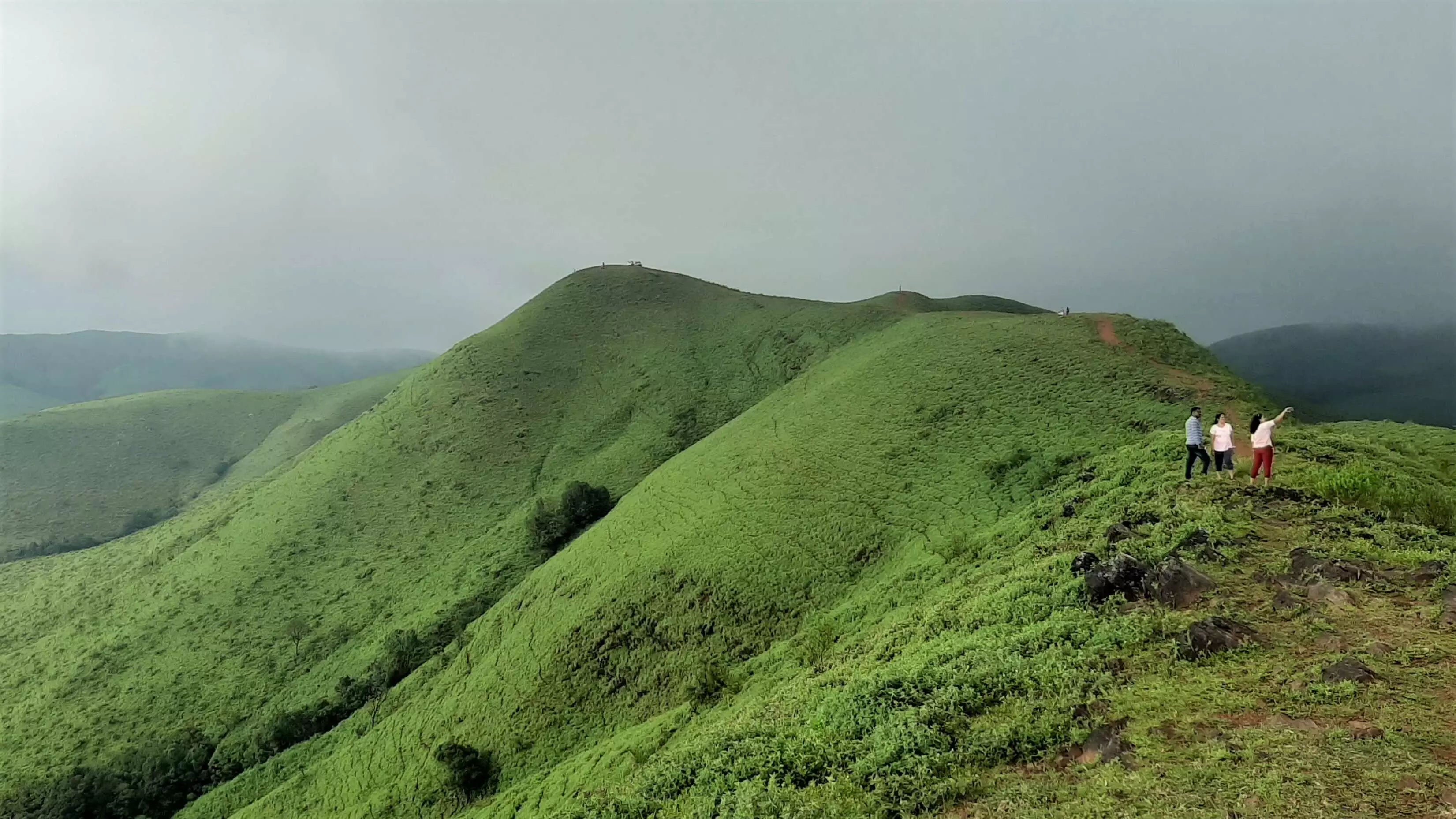 ಕ್ಯಾತನಮಕ್ಕಿ: ನೋಂದಾಯಿತ ವಾಹನಗಳಿಗೆ ಮಾತ್ರ ಪ್ರವೇಶ