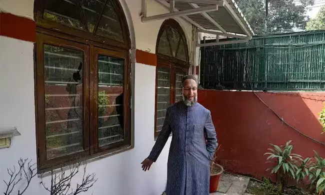 ಉವೈಸಿ ಮನೆಯಲ್ಲಿ ದಾಂಧಲೆ ಘಟನೆ | ದಿಲ್ಲಿ ಪೊಲೀಸರಿಂದ ಎಫ್ಐಆರ್ ದಾಖಲು